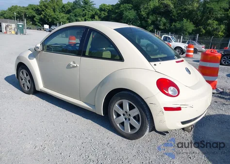 2007 Volkswagen New Beetle 2.5 из США, поврежденный, VIN 3VWRW31C57M521929